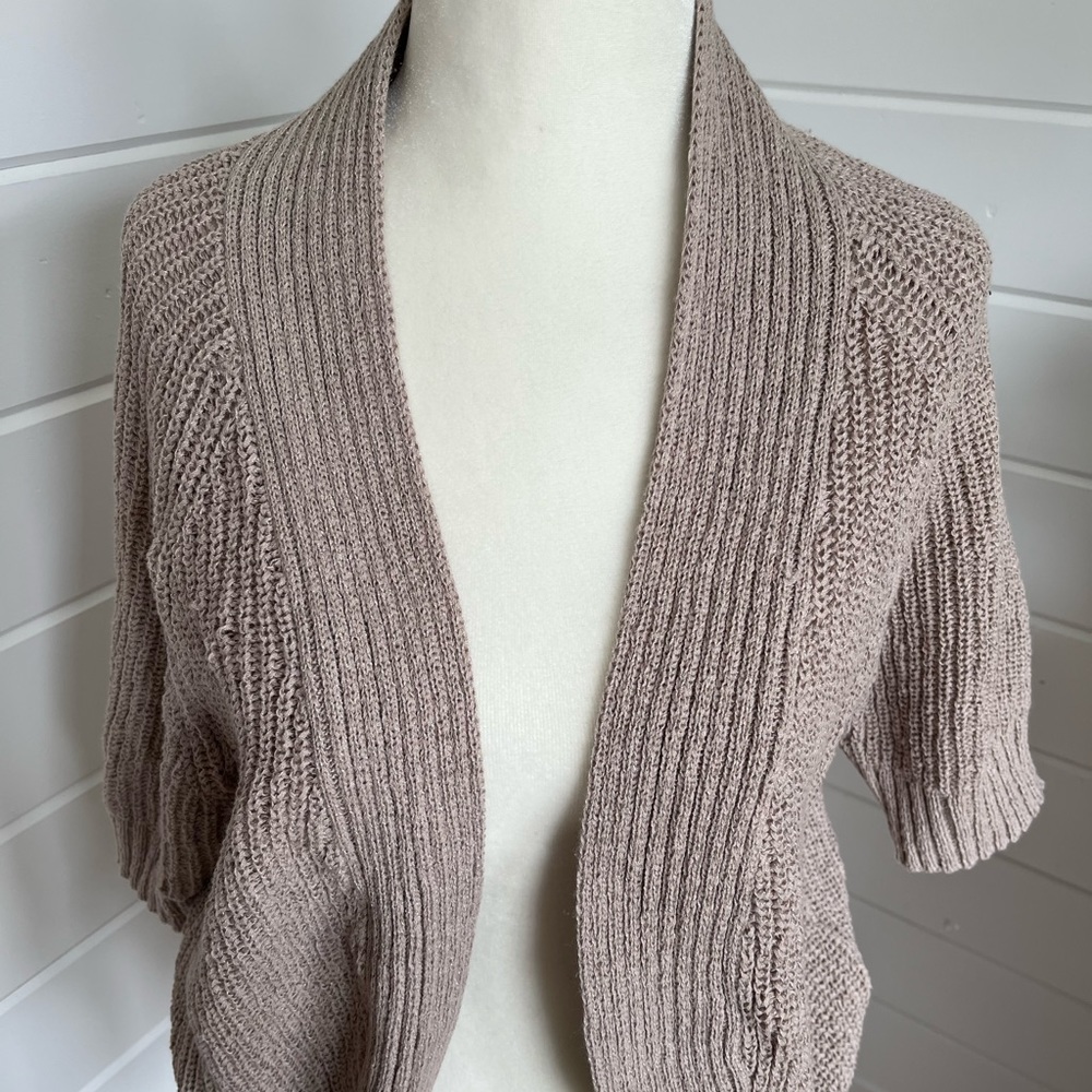 George Shrug/Cropped Cardigan, Oatmeal Color, Size 1X, EUC
